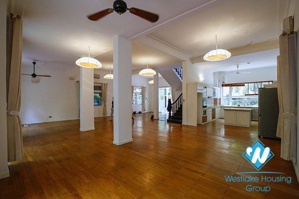 A spacious 5 bedroom house with swimming pool in Tay ho, Hanoi