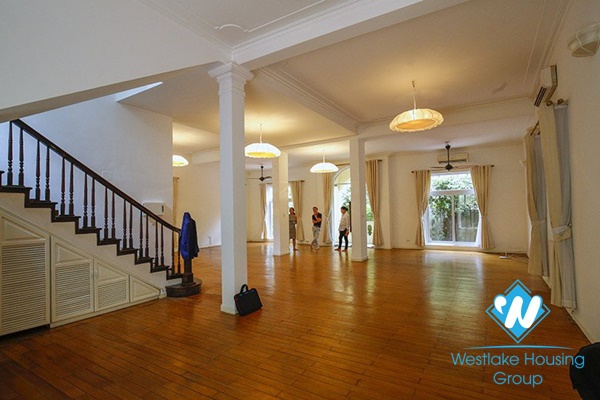 A spacious 5 bedroom house with swimming pool in Tay ho, Hanoi