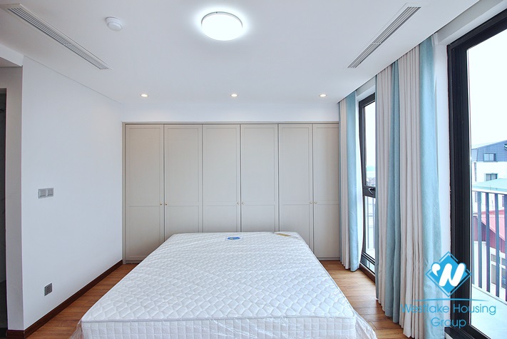 Bright 3 bedroom duplex apartment for rent in Tu Hoa, Tay Ho, Ha Noi