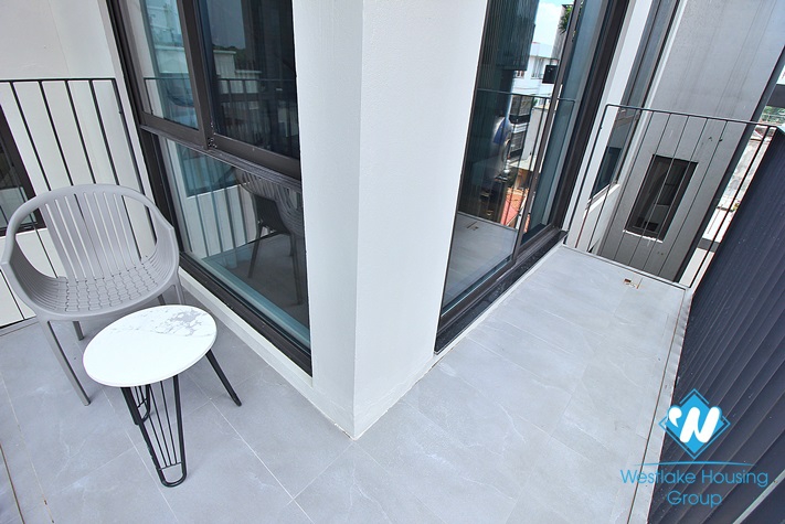 Brand new 2 beds apartment for rent in Tu Hoa street, Tay Ho