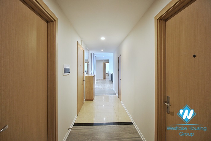 A newly 4 bedrooms apartment for rent in Tay Ho area