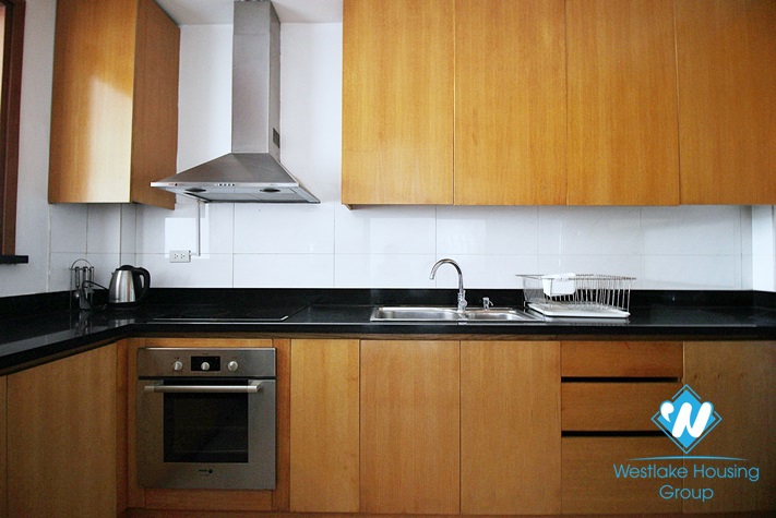 Luxurious apartment with stunning lake view for rent on Xuan Dieu street, Westlake, Tay ho, Hanoi