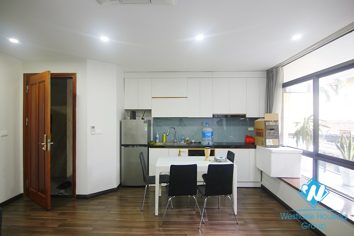 Executive apartment for rent in quiet Tay Ho area near Westlake