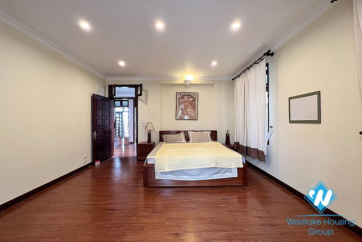 Nice villa for rent in C Block Ciputra, Tay Ho, Ha Noi