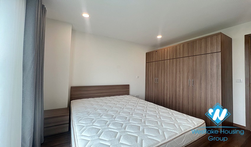 154m2, 3 bedrooms aprtment with modern furnitures for rent in L building, Ciputra
