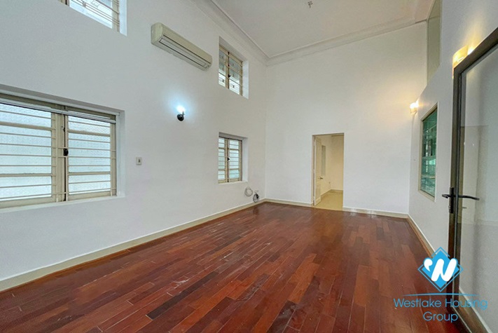 A cheap house for rent in Tay Ho, Ha Noi