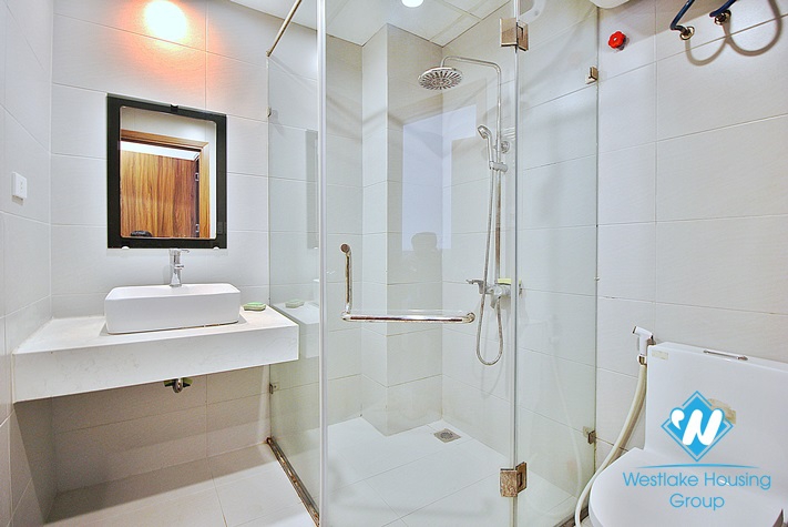 One bedroom with natual light for rent in Tu Hoa st, Tay Ho District 