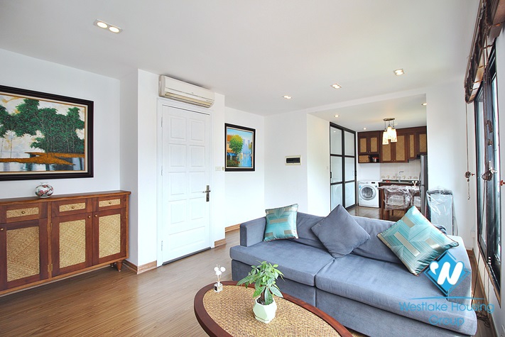 Good and clean two bedroom apartment for rent in Xuan Dieu street, Tay Ho, Ha Noi