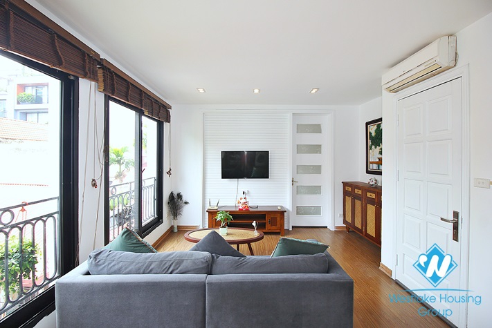 Good and clean two bedroom apartment for rent in Xuan Dieu street, Tay Ho, Ha Noi