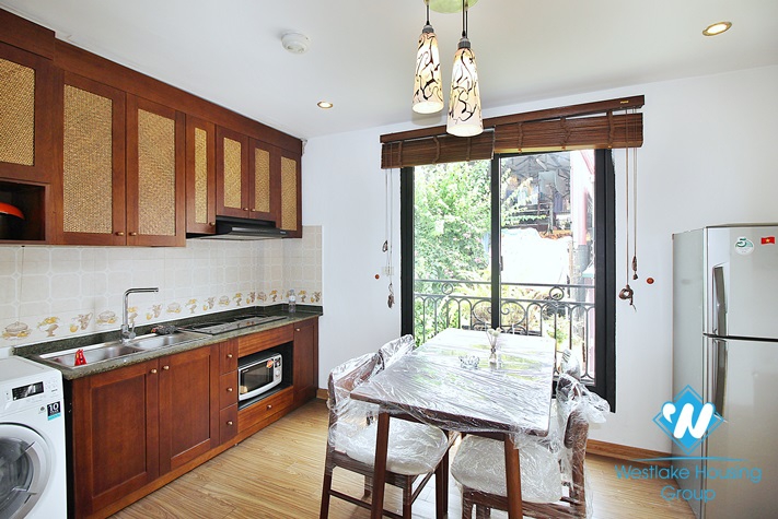 Good and clean two bedroom apartment for rent in Xuan Dieu street, Tay Ho, Ha Noi