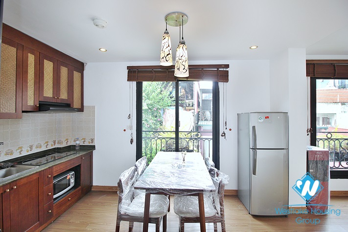 Good and clean two bedroom apartment for rent in Xuan Dieu street, Tay Ho, Ha Noi