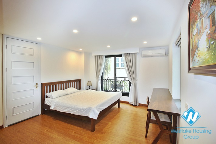 Nice 2 bedroom apartment for rent in Tay Ho, Ha Noi