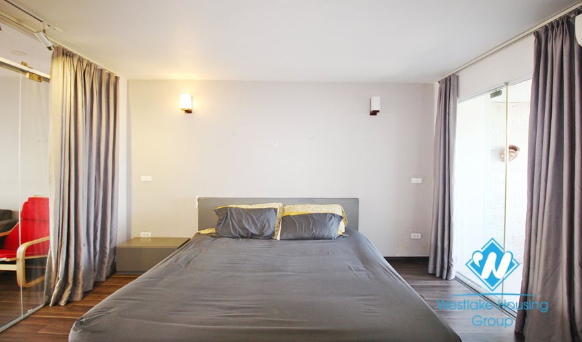 Nice and good price apartment for rent in alley 31 Xuan Dieu st, Tay Ho
