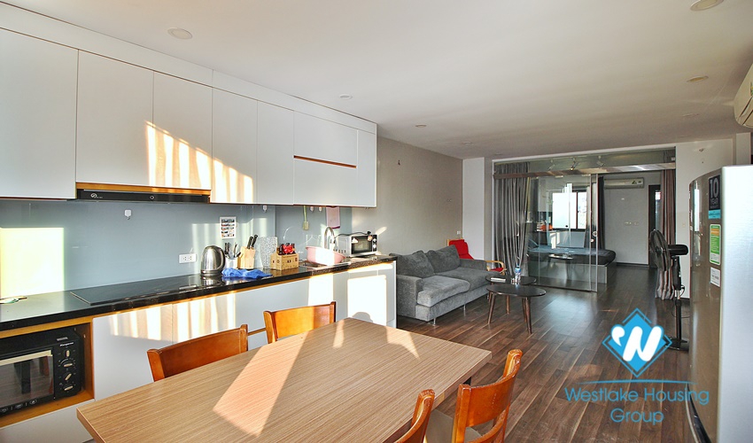Nice and good price apartment for rent in alley 31 Xuan Dieu st, Tay Ho