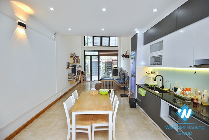 A beautiful house with nice deisgn for rent in Tay ho District 