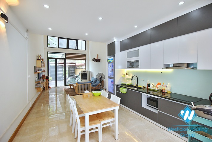 A beautiful house with nice deisgn for rent in Tay ho District 