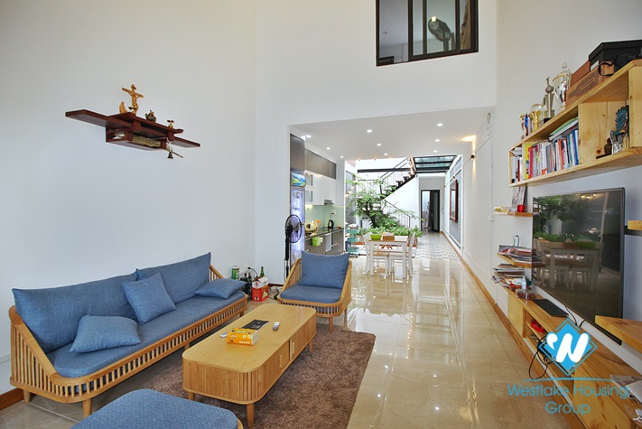 A beautiful house with nice deisgn for rent in Tay ho District 