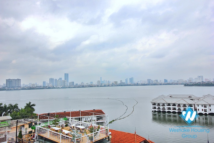 High-end floor 2 beds apartment with huge balcony for rent in Tu Hoa, Tay Ho