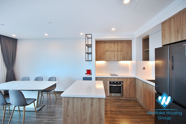 High-end floor 2 beds apartment with huge balcony for rent in Tu Hoa, Tay Ho