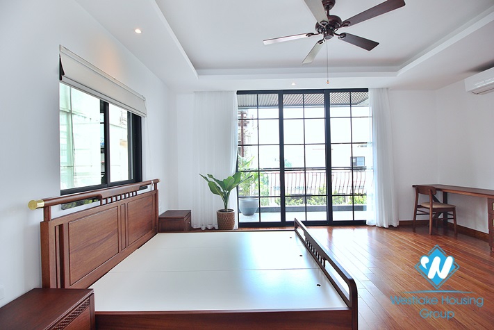 Brand new and lake view 4 beds duplex apartment for rent in Tay Ho area