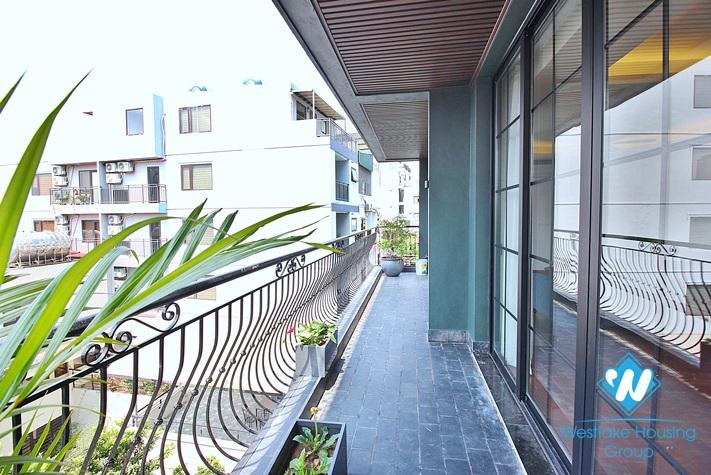 Brand new and lake view 4 beds duplex apartment for rent in Tay Ho area