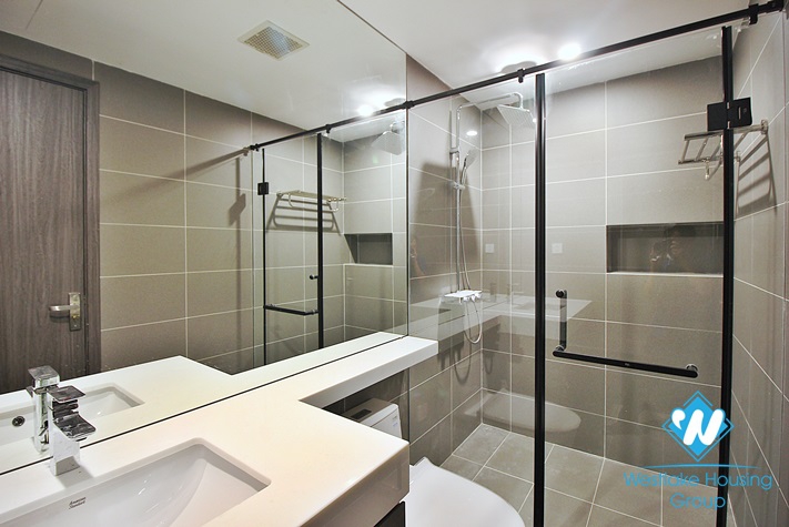 Brand new 2 bedroom apartment for rent in Xuan dieu, Tay ho, Hanoi