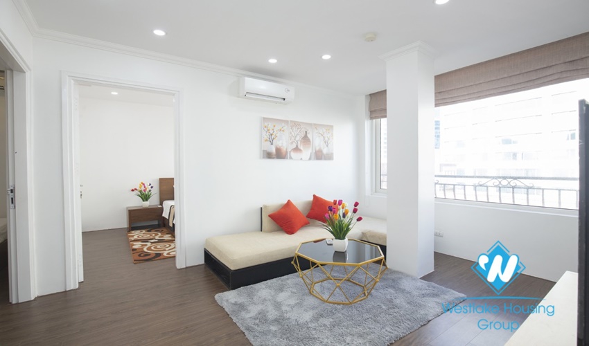 News apartment 02 bedrooms for rent in Kim Ma, Ba Dinh 