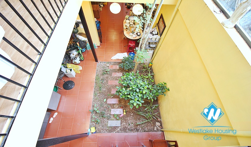 Two floor house for rent in Dang Thai Mai st, Tay Ho District 
