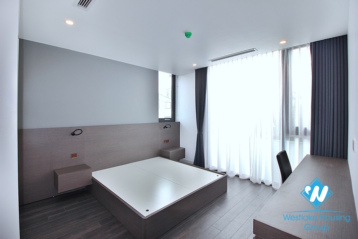 Brand new and lake view 3 beds apartment for rent in Tay Ho area