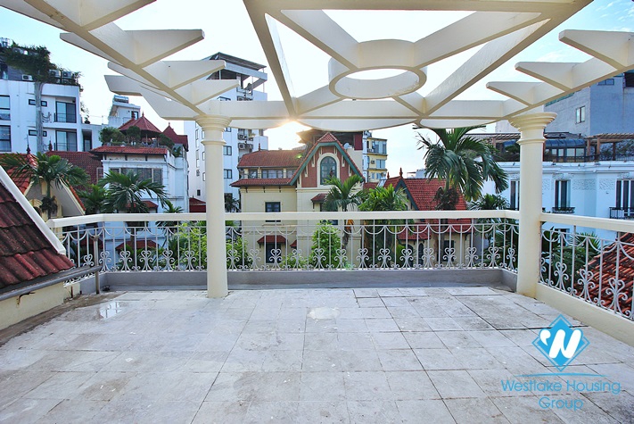 A big villa with garden and swimming pool for rent in Tay ho, Hanoi