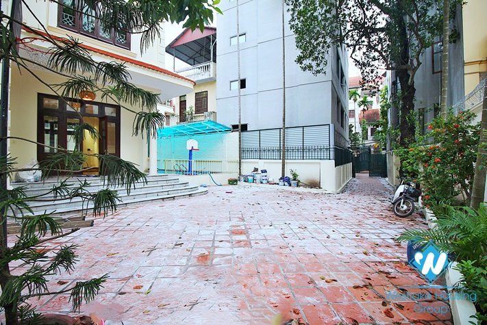 A big villa with garden and swimming pool for rent in Tay ho, Hanoi