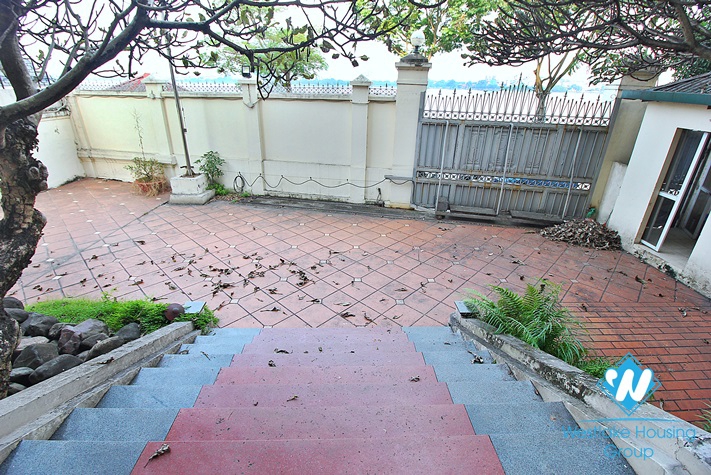 Lakeview an Embassy villa or office for rent in Trich Sai street, Tay Ho