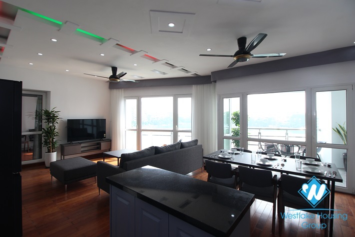 Renovated 3 beds apartment with lakeview for rent in Quang An st, Tay Ho