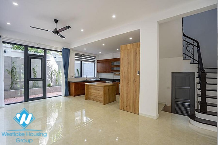 A newly and beautiful villa for rent in Tay ho, Hanoi