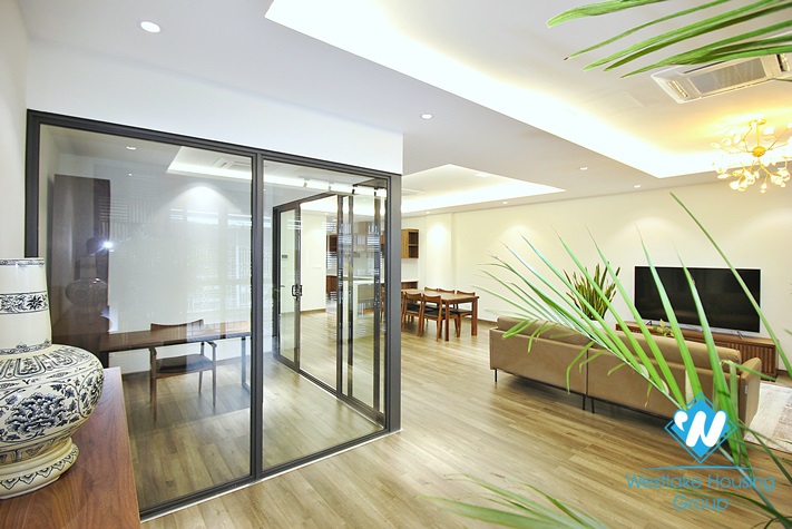 Morden and spacious 3 beds apartment for rent in Au Co st, Tay Ho