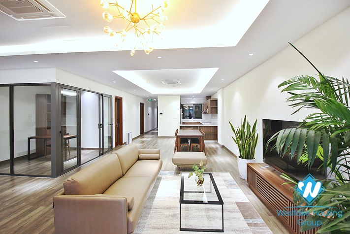 Morden and spacious 3 beds apartment for rent in Au Co st, Tay Ho
