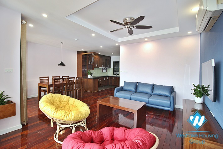 High floor 03 bedrooms apartment for rent in To Ngoc Van Street, Tay Ho, Hanoi