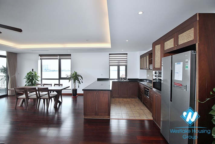 A beautiful 4 bedroom apartment with lake view in Tu hoa, Tay ho, Hanoi