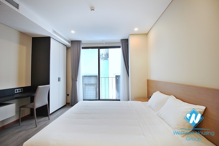 Morden and high floor 3 beds apartment for rent in Tay Ho area
