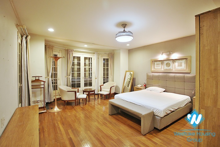 Lake-view 4 bedrooms house for rent in To Ngoc Van st, Tay Ho