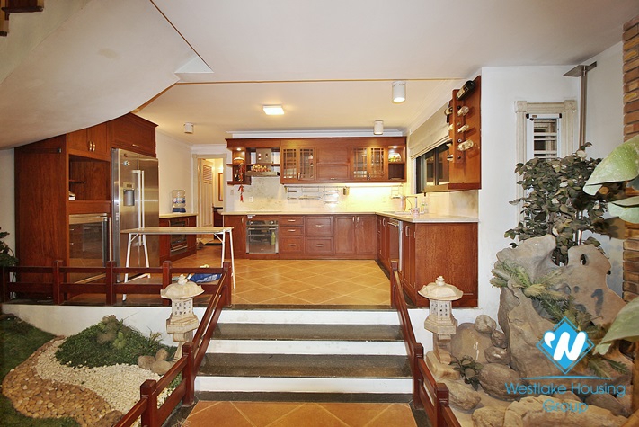 Lake-view 4 bedrooms house for rent in To Ngoc Van st, Tay Ho