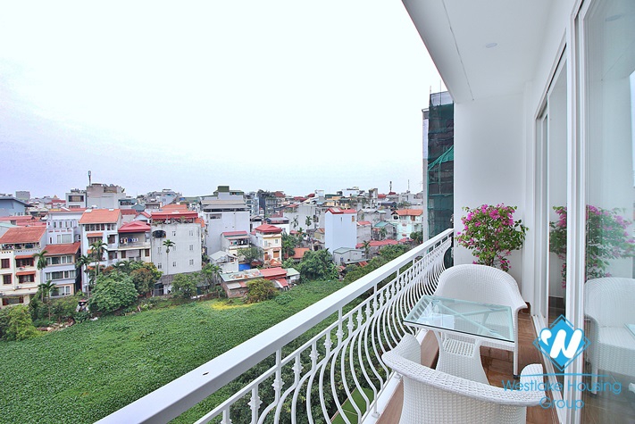 Lake view and luxurious 4 beds apartment for rent in Xuan Dieu st, Tay Ho