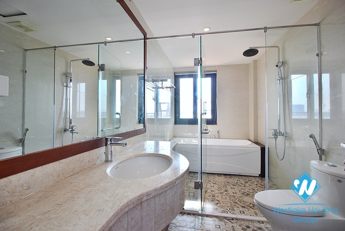 Apartment in Tay Ho on the lake with large terrace