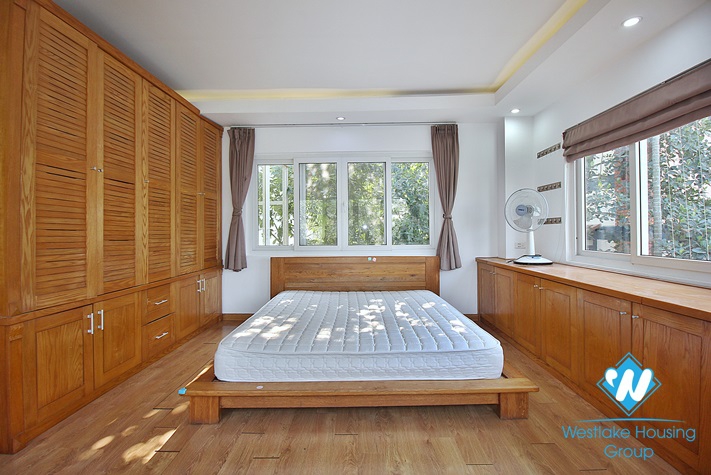 A calm, lovely house on An Duong for rent
