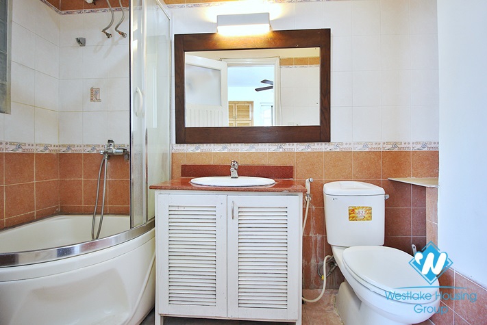 A calm, lovely house on An Duong for rent