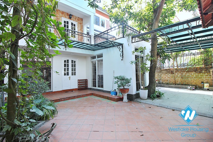 A calm, lovely house on An Duong for rent
