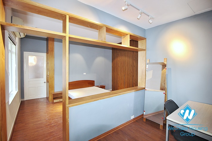 Apartment with 03 bedrooms and lakeview for rent in Tay Ho, Hanoi.