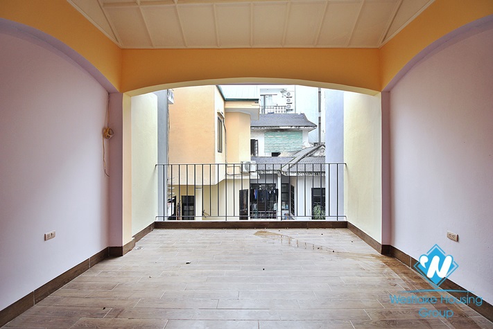 Renovated 3 bedrooms house for rent in Tu Hoa street, Tay Ho