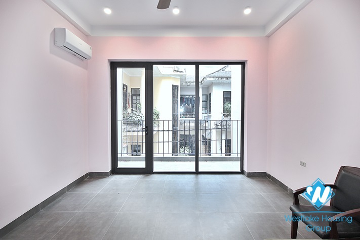 Renovated 3 bedrooms house for rent in Tu Hoa street, Tay Ho