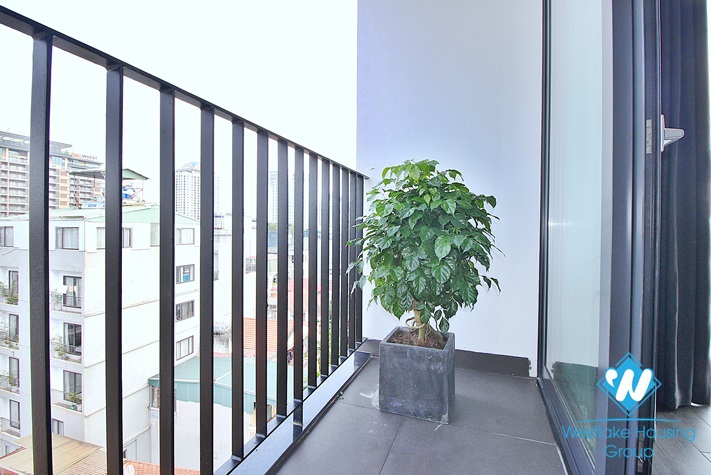 High-end and bright one bedroom apartment for rent in Xuan Dieu st, Tay Ho